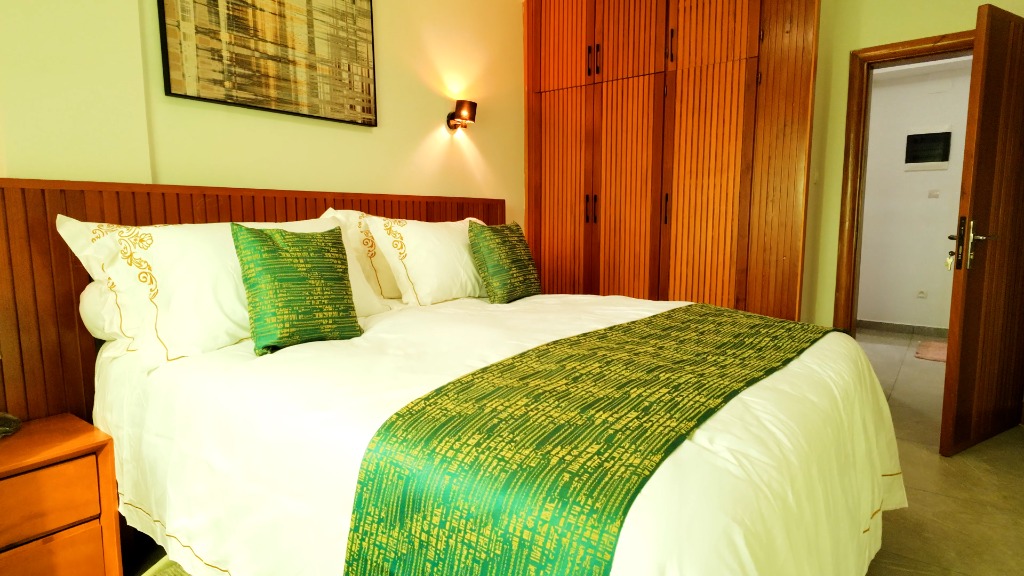 Espace Chambre et Grand Dressing