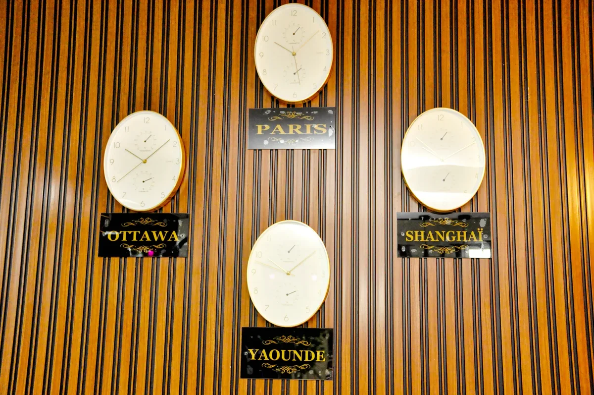 Horloges mondiales et conciergerie internationale